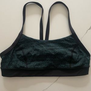 Lululemon rise and run bra
